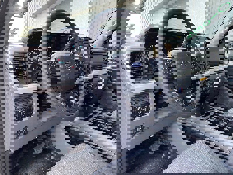 New 2026 Ford F450 XLT w/ XLT Value Package image 17