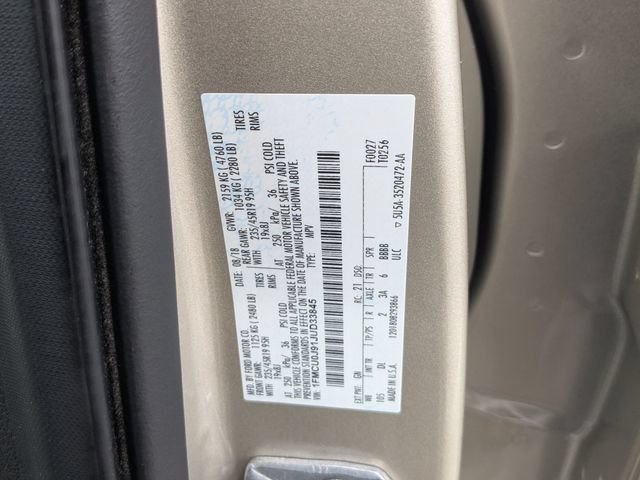 Certified 2018 Ford Escape Titanium w/ Ford Safe & Smart Package FWD image 32