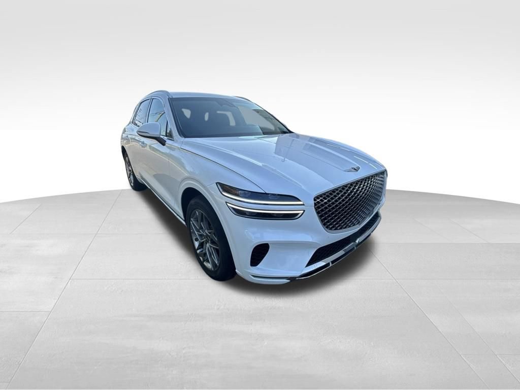 Used 2025 Genesis GV70 2.5T AWD/4WD image 9