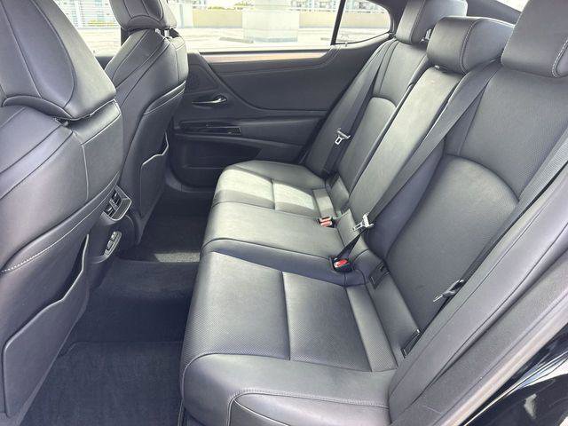 Certified 2022 Lexus ES 350 F Sport w/ Accessory Package 2 FWD image 23