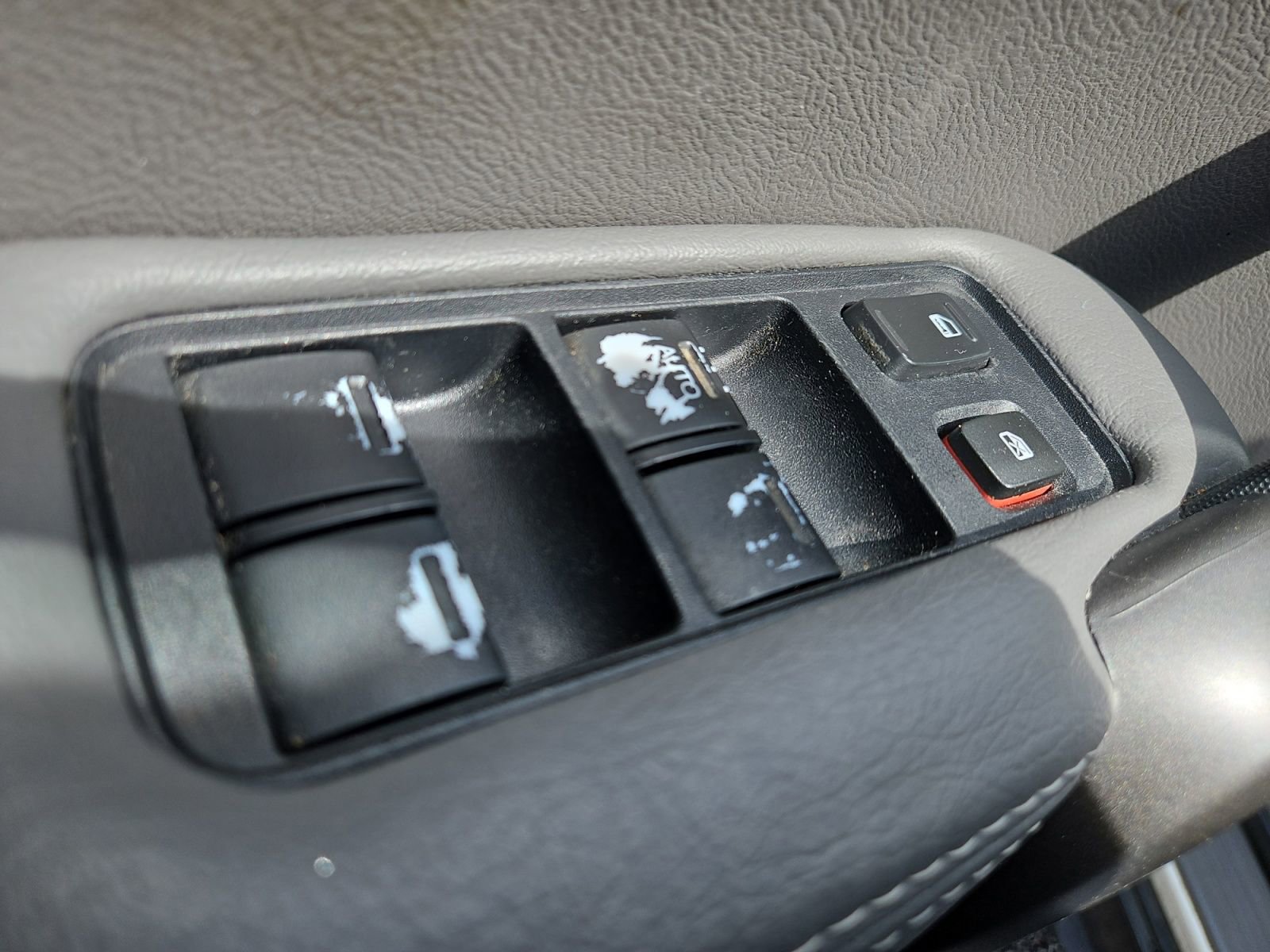 Used 2011 Honda CR-V EX-L image 22