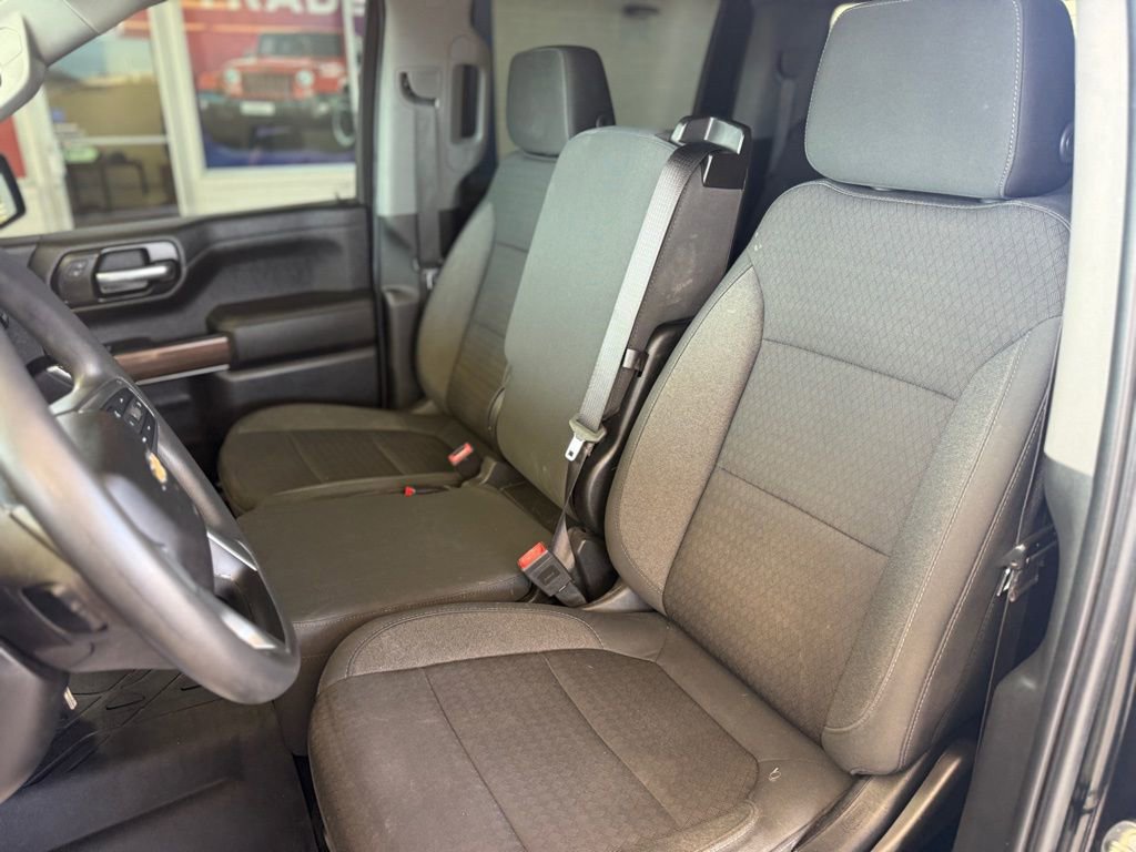 Used 2020 Chevrolet Silverado 1500 LT w/ LT Value Package image 14