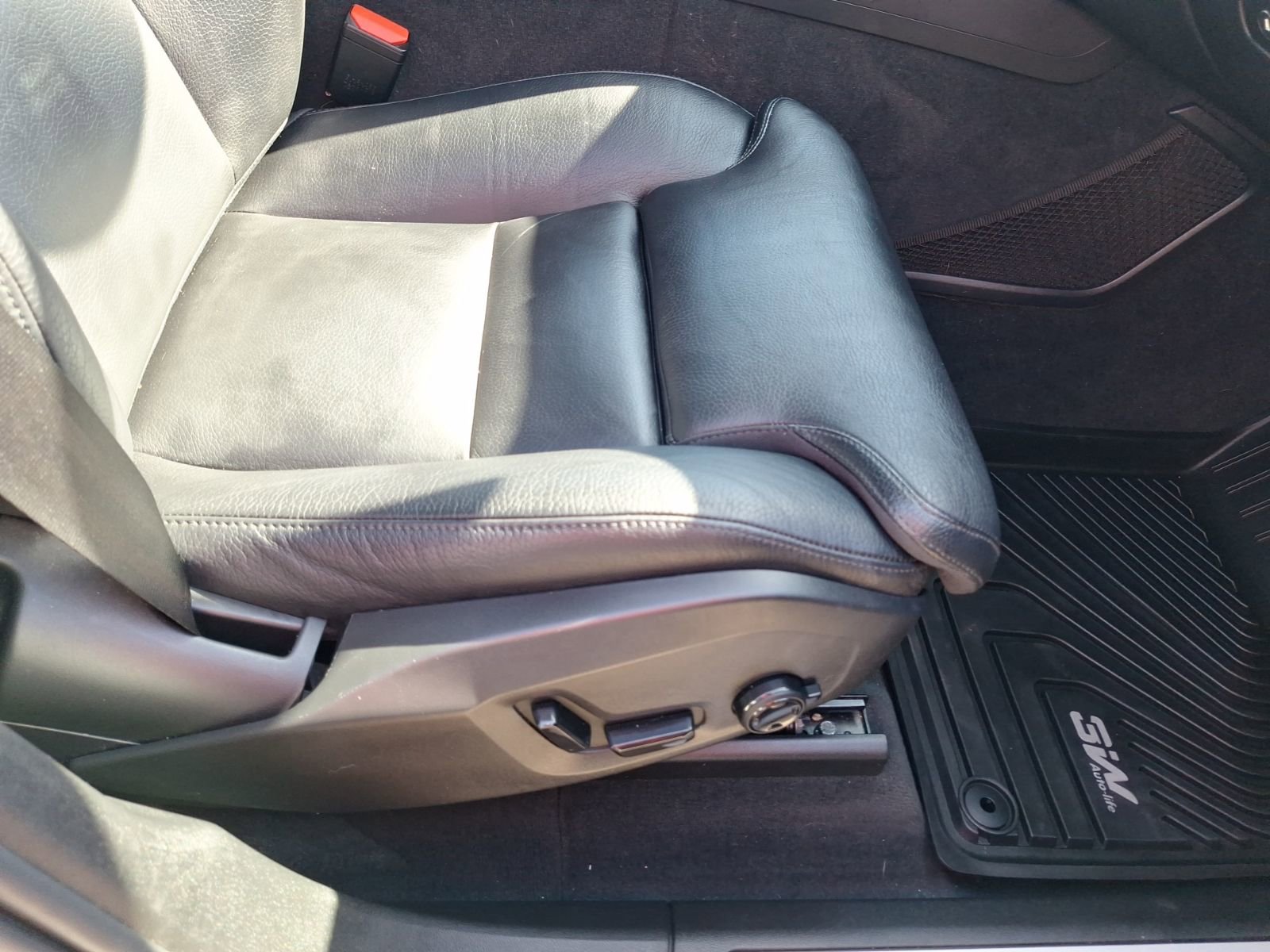 Used 2020 Volvo XC60 T6 Inscription w/ Protection Package Premier image 36