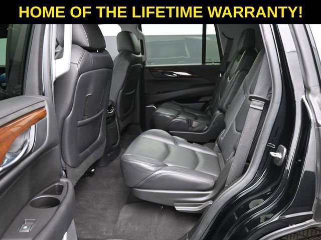 Used 2020 Cadillac Escalade Premium Luxury image 39
