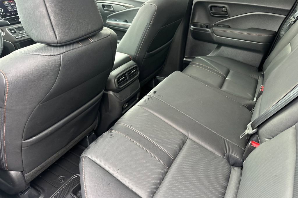 Used 2025 Honda Ridgeline TrailSport image 12