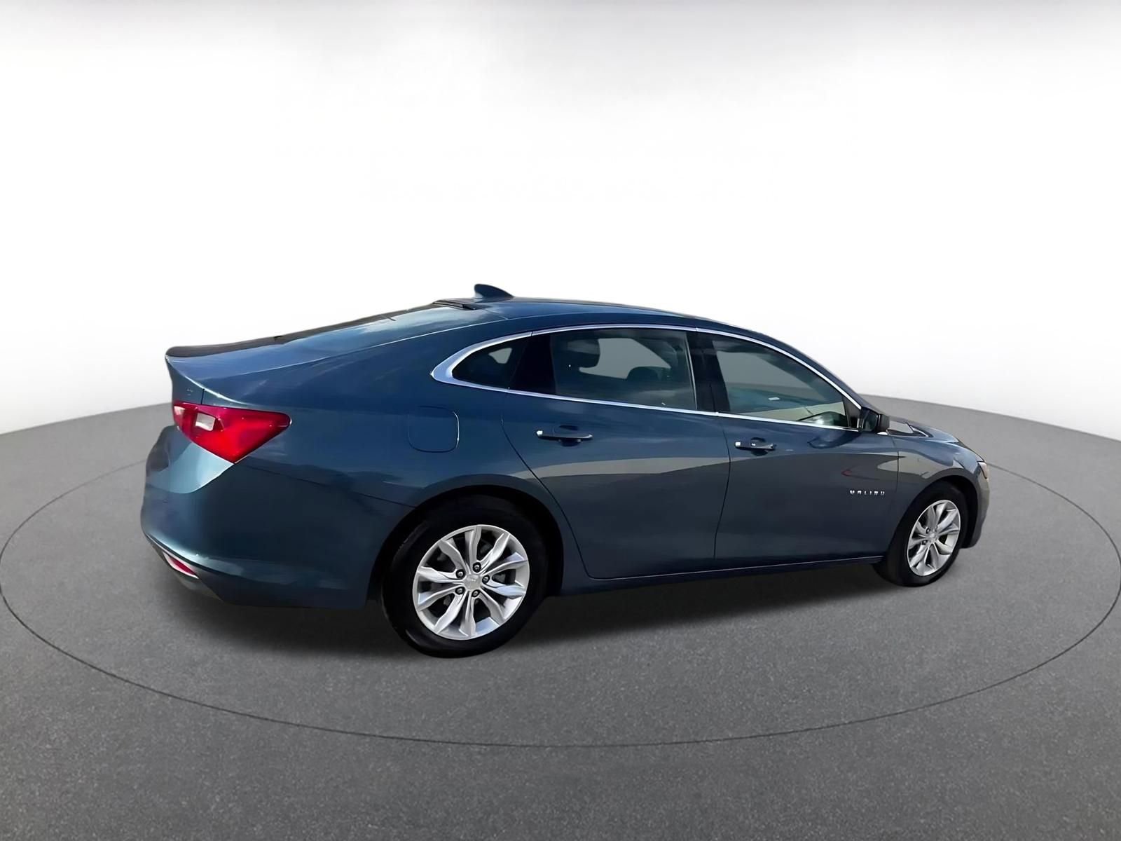 Used 2024 Chevrolet Malibu LT image 15