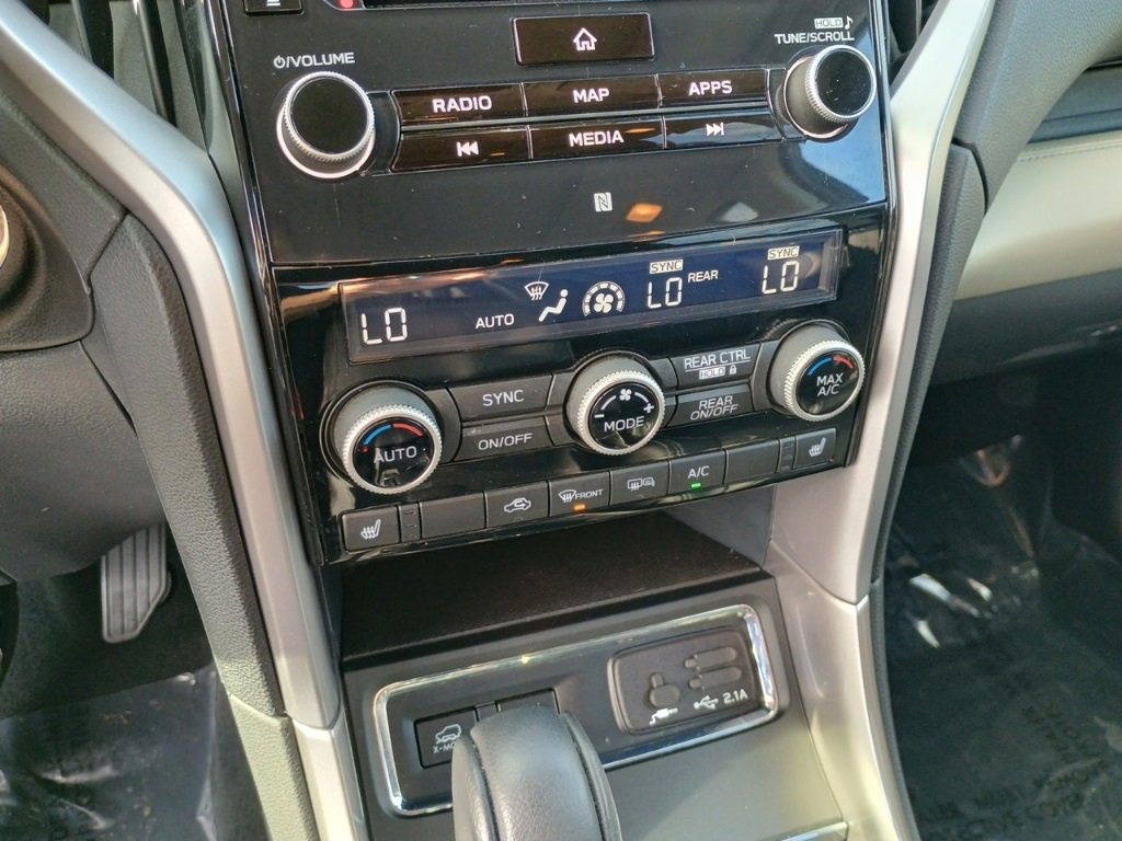 Used 2020 Subaru Ascent Limited w/ Technology Package image 26