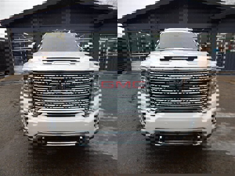 Used 2021 GMC Sierra 3500 Denali w/ Denali Ultimate Package image 4