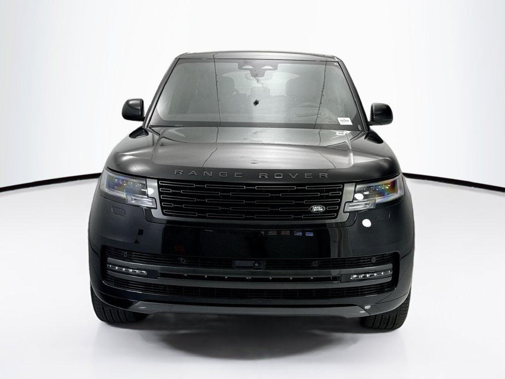 New 2027 Land Rover Range Rover Long Wheelbase SE AWD/4WD image 2