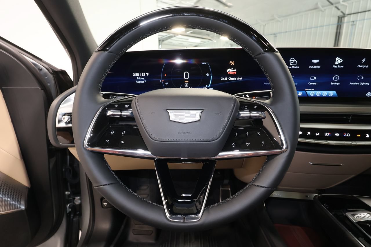 Certified 2026 Cadillac Lyriq Signature Luxury w/ Nappa Leather Package AWD/4WD image 10