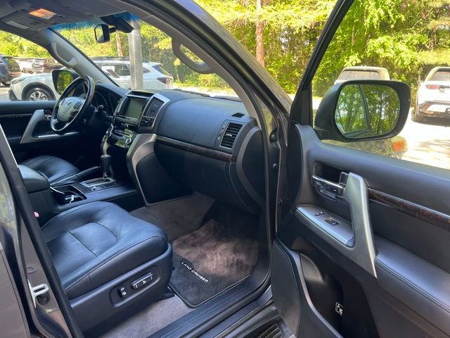 Used 2013 Toyota Land Cruiser AWD/4WD image 10