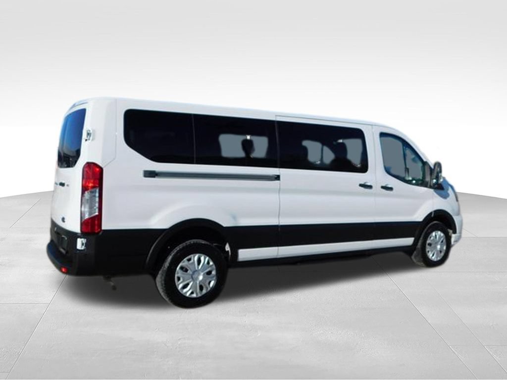 Used 2023 Ford Transit 350 XLT RWD image 3