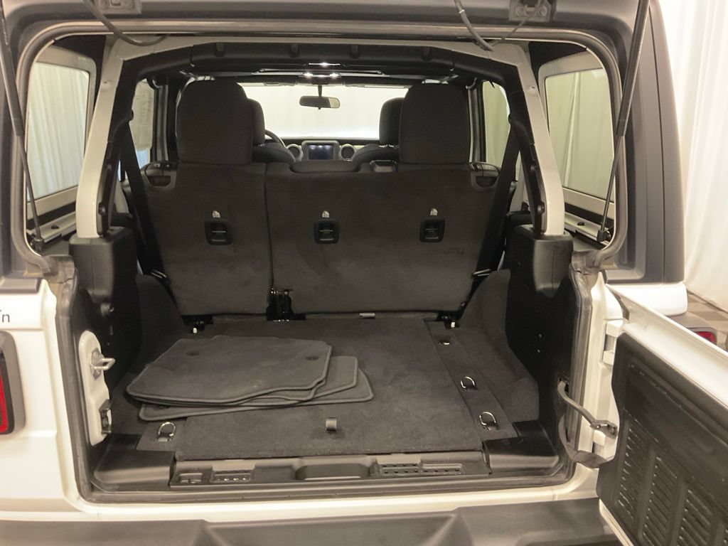 Used 2021 Jeep Wrangler Unlimited Sport AWD/4WD image 30