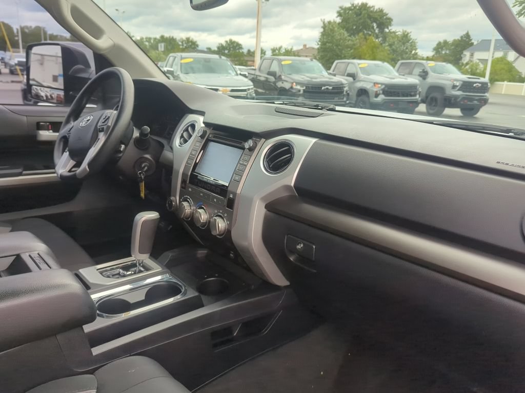 Used 2018 Toyota Tundra SR5 w/ TRD Off Road Package AWD/4WD image 17