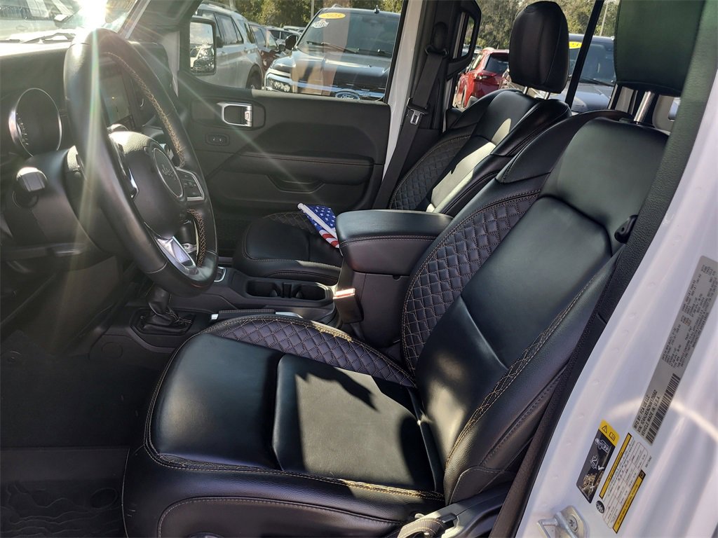 Used 2022 Jeep Wrangler Unlimited Sahara image 16