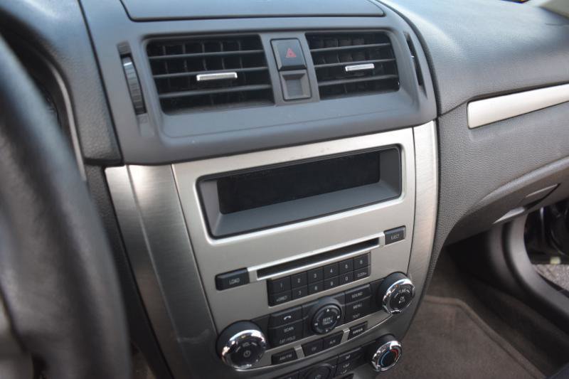 Used 2012 Ford Fusion SE FWD image 27