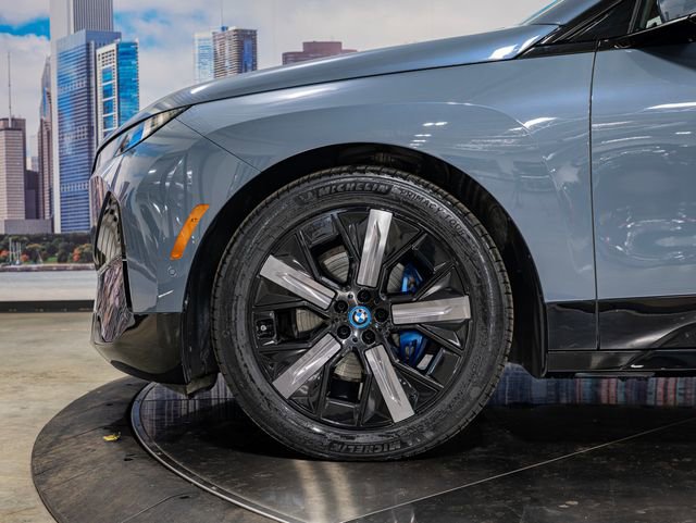 Certified 2023 BMW iX xDrive50 w/ Sport Package AWD/4WD image 5