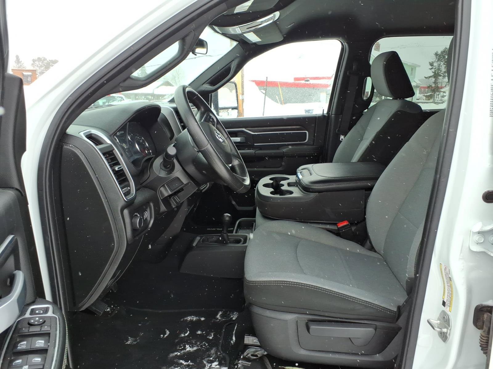 Used 2024 RAM 3500 SLT w/ Quick Order Package 2YG SLT image 10