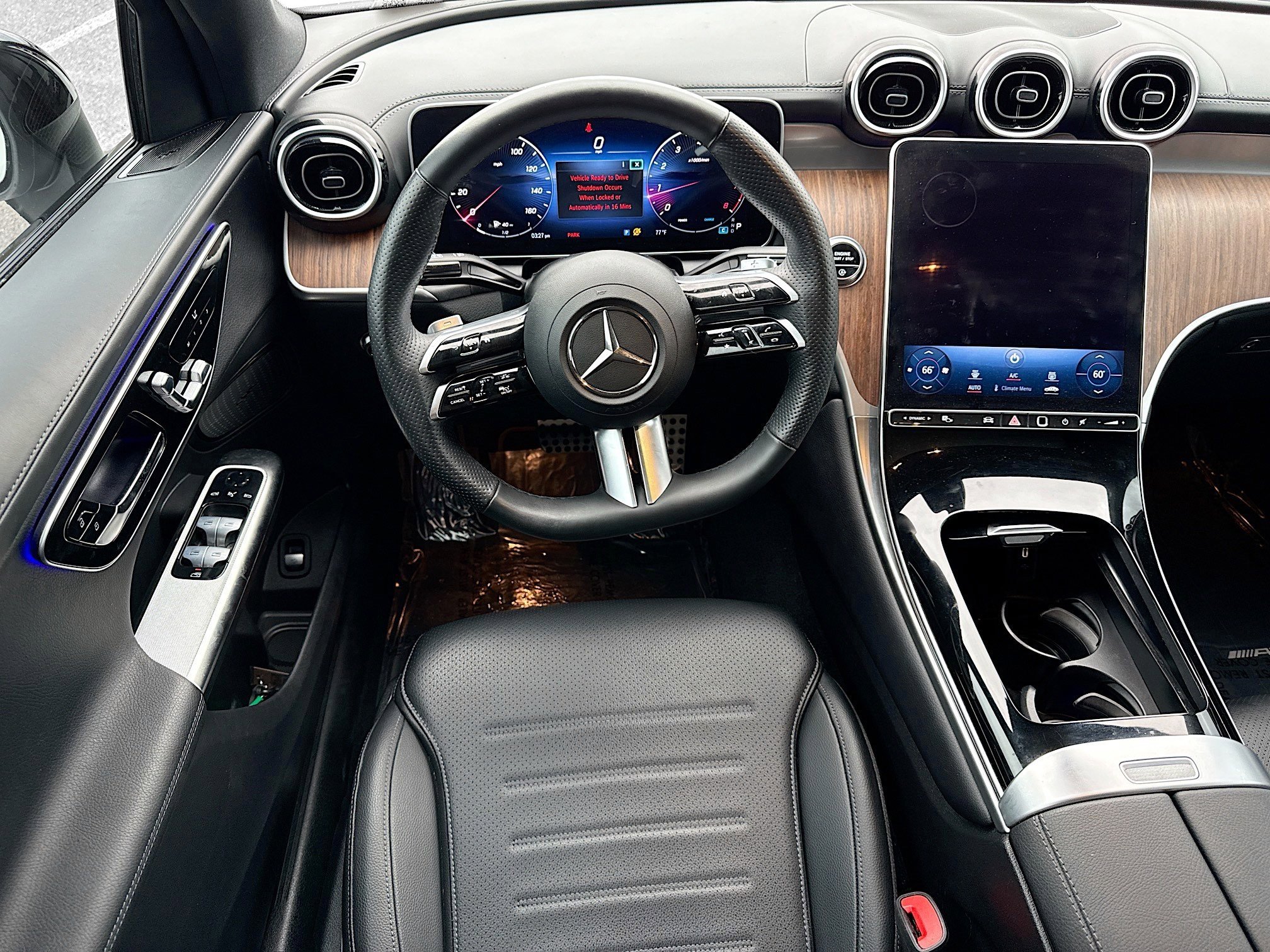 Used 2024 Mercedes-Benz GLC 300 4MATIC image 16