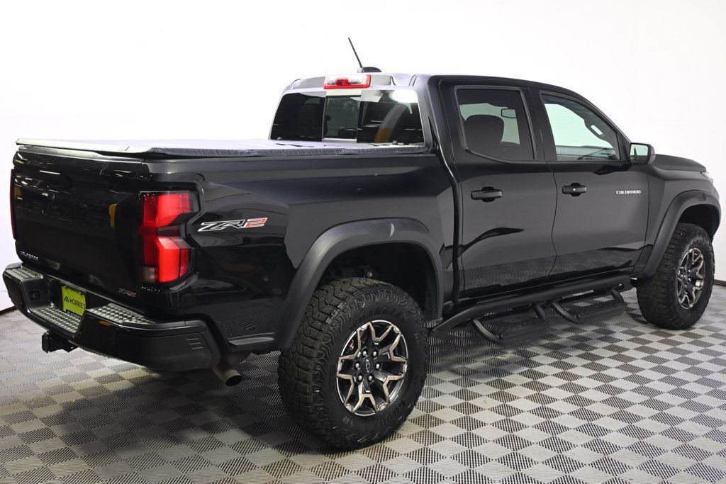 Used 2024 Chevrolet Colorado ZR2 w/ ZR2 Convenience Package III AWD/4WD image 7