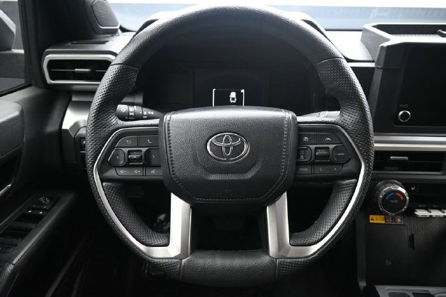Used 2024 Toyota Tacoma SR5 AWD/4WD image 16