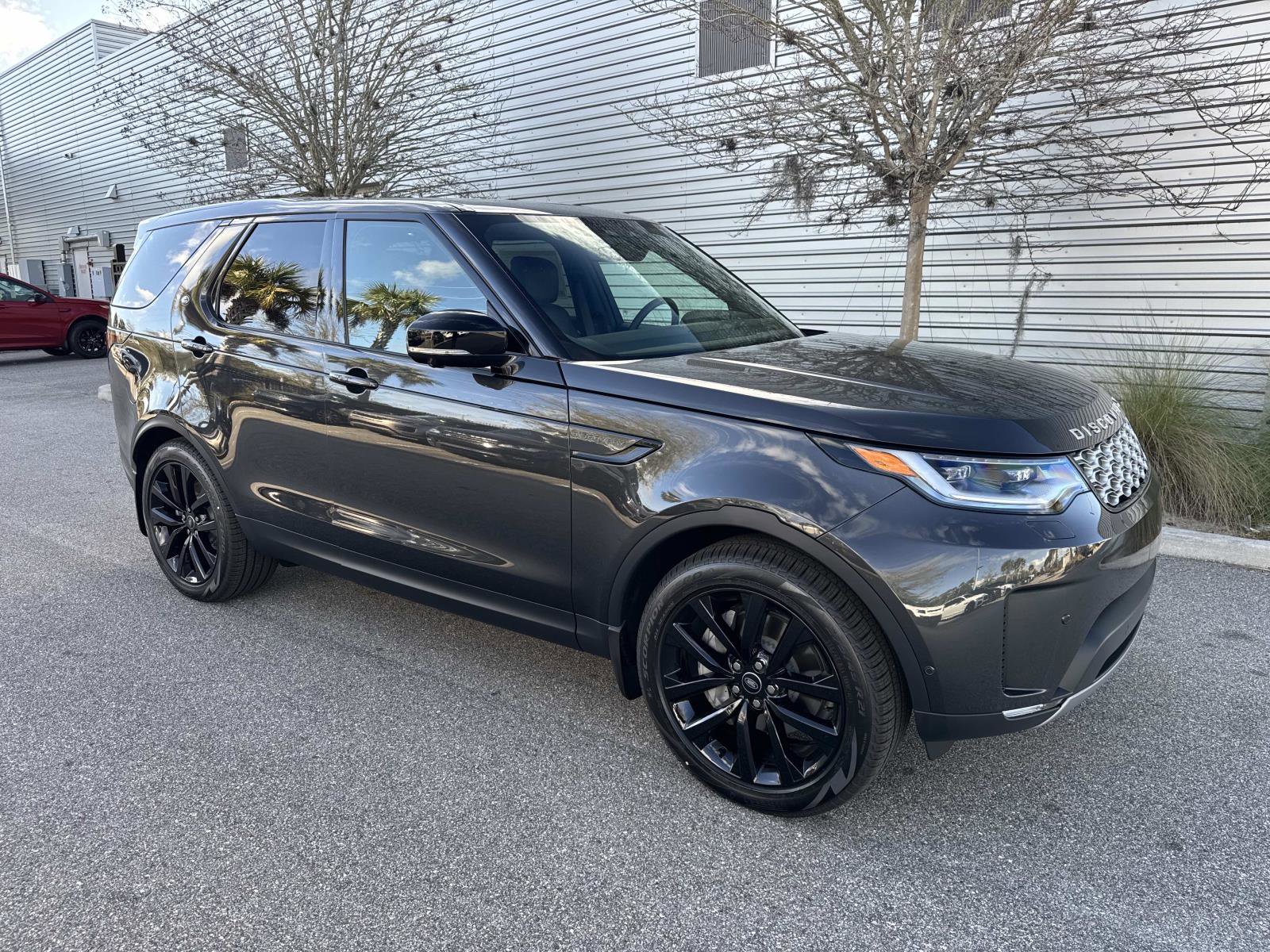 New 2026 Land Rover Discovery S AWD/4WD image 4