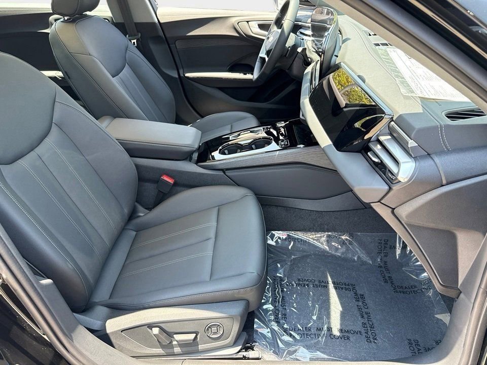 Used 2025 Audi A5 2.0T Premium w/ Convenience Package image 10