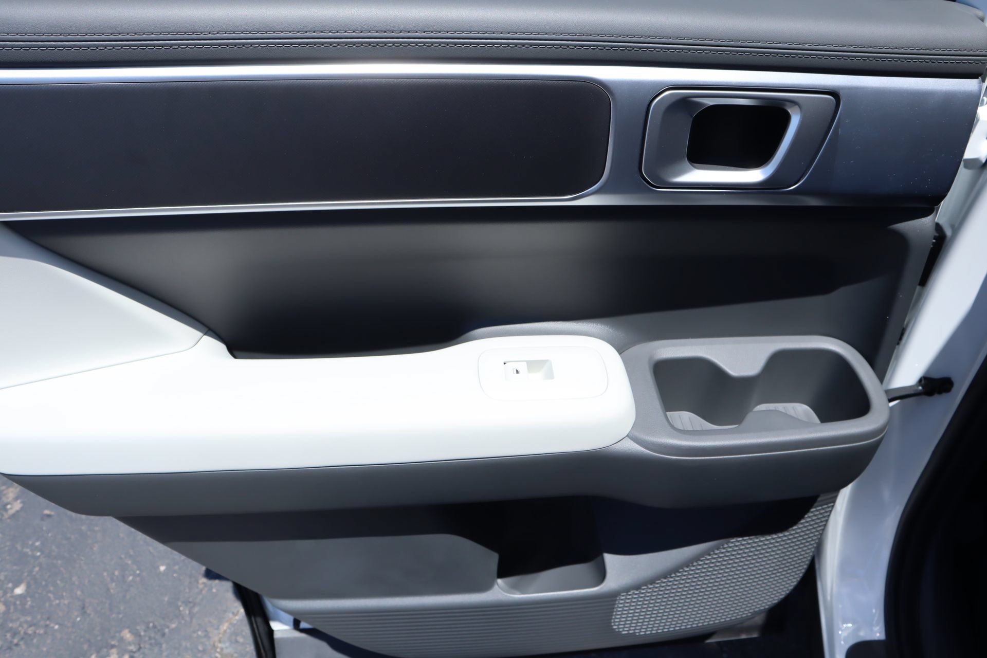 New 2026 Hyundai Santa Fe SE FWD image 14