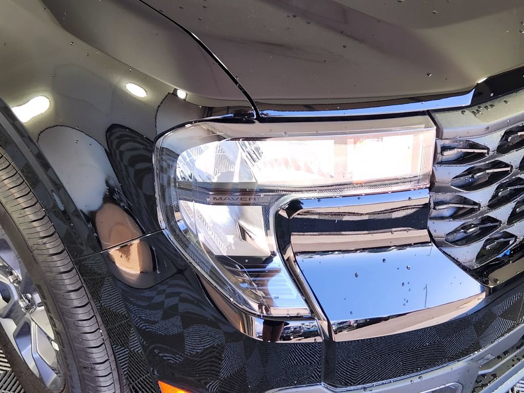 New 2026 Ford Maverick XLT w/ XLT Luxury Package FWD image 11