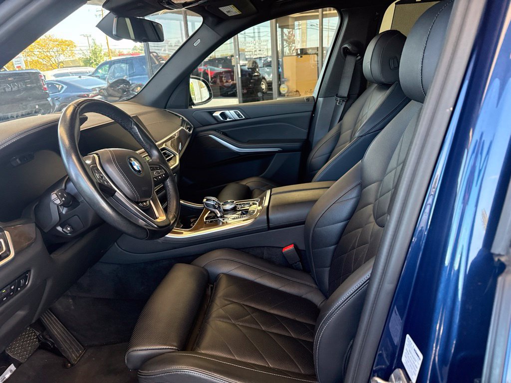 Used 2023 BMW X5 xDrive45e w/ Executive Package AWD/4WD image 12