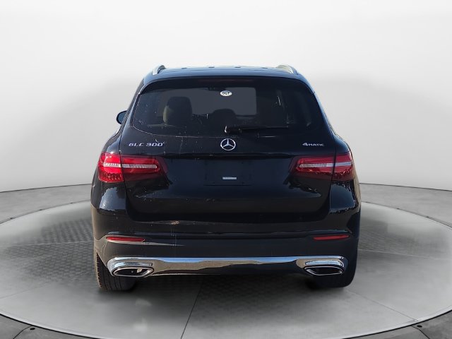 Used 2017 Mercedes-Benz GLC 300 4MATIC image 4