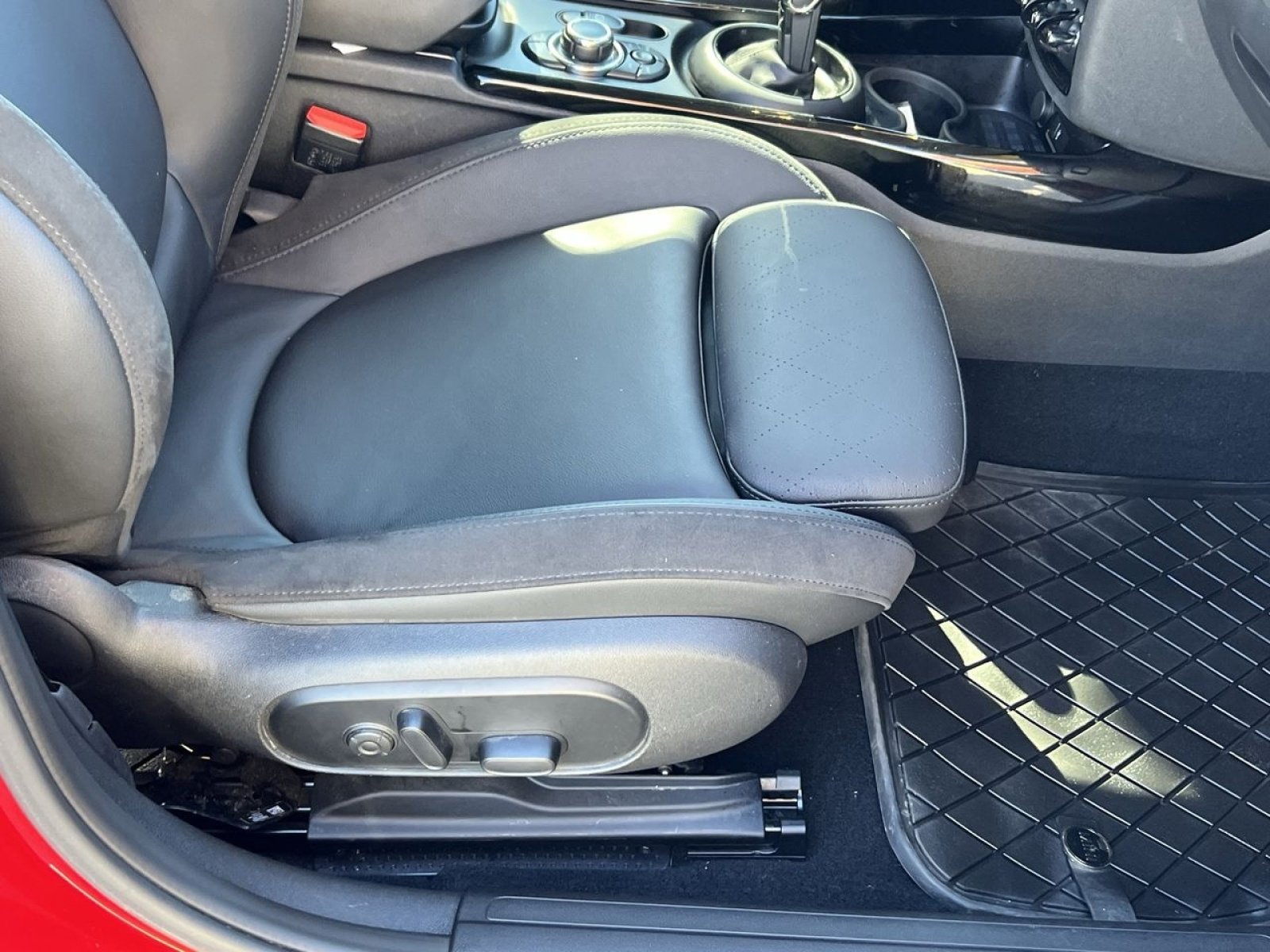 Used 2023 MINI Cooper Clubman S image 31