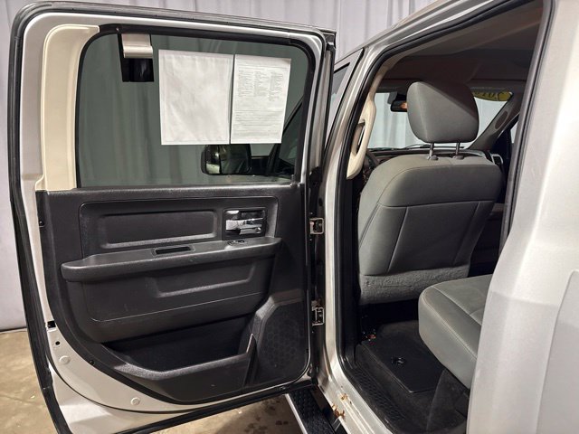 Used 2016 RAM 2500 Tradesman w/ Chrome Appearance Group AWD/4WD image 19