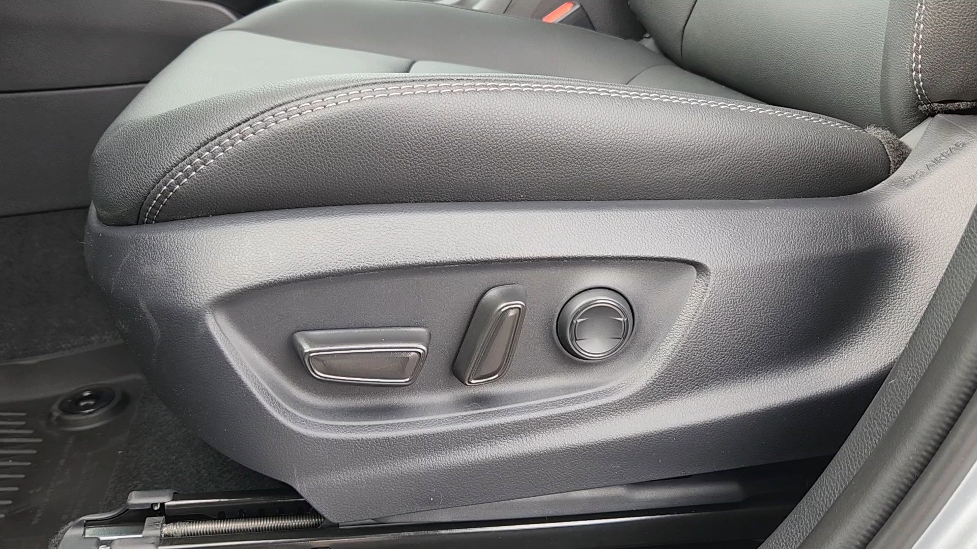 New 2026 Toyota Corolla Cross XLE image 8