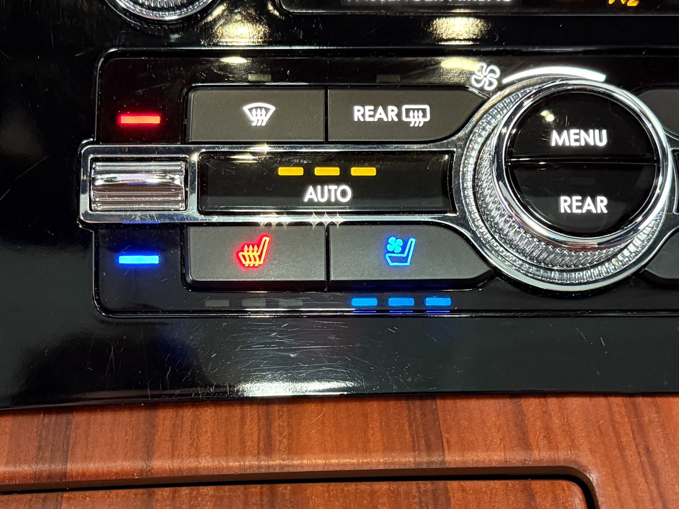 Used 2024 Lincoln Navigator Reserve w/ Equipment Group 201A AWD/4WD image 34