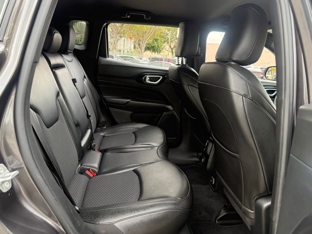 Certified 2022 Jeep Compass Altitude image 37