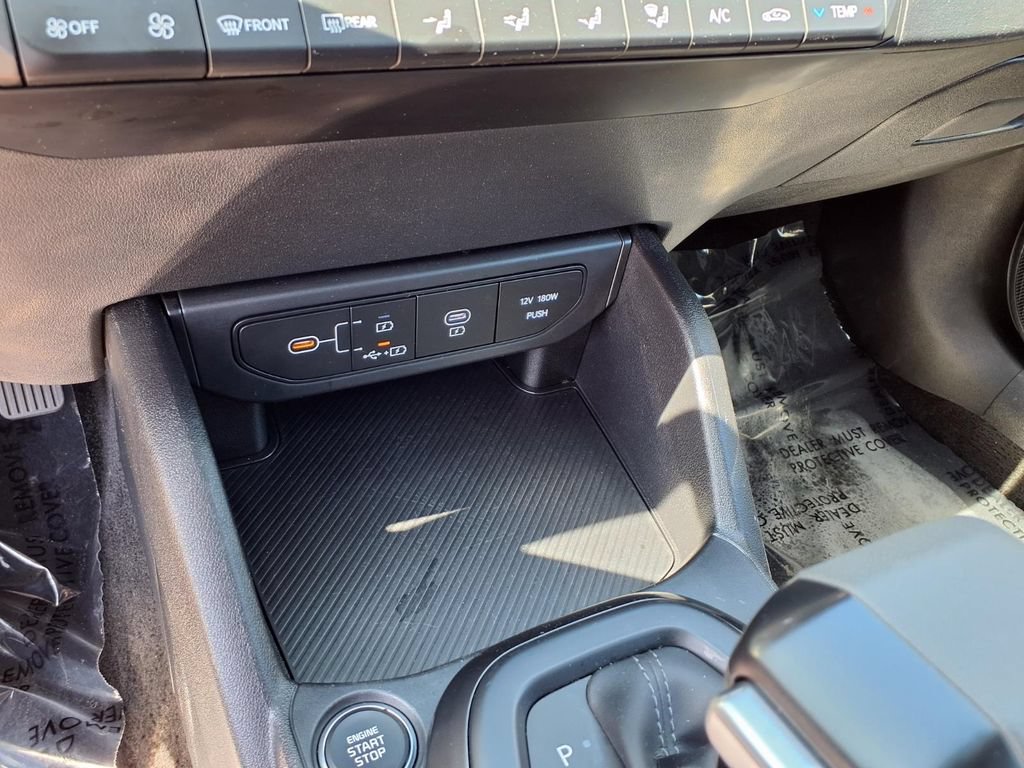 Used 2025 Kia K4 FWD image 25