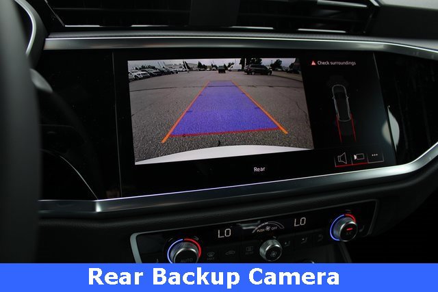 New 2025 Audi Q3 2.0T Premium image 3