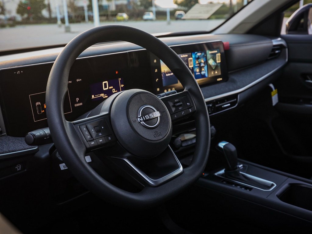 New 2026 Nissan Kicks SV image 14