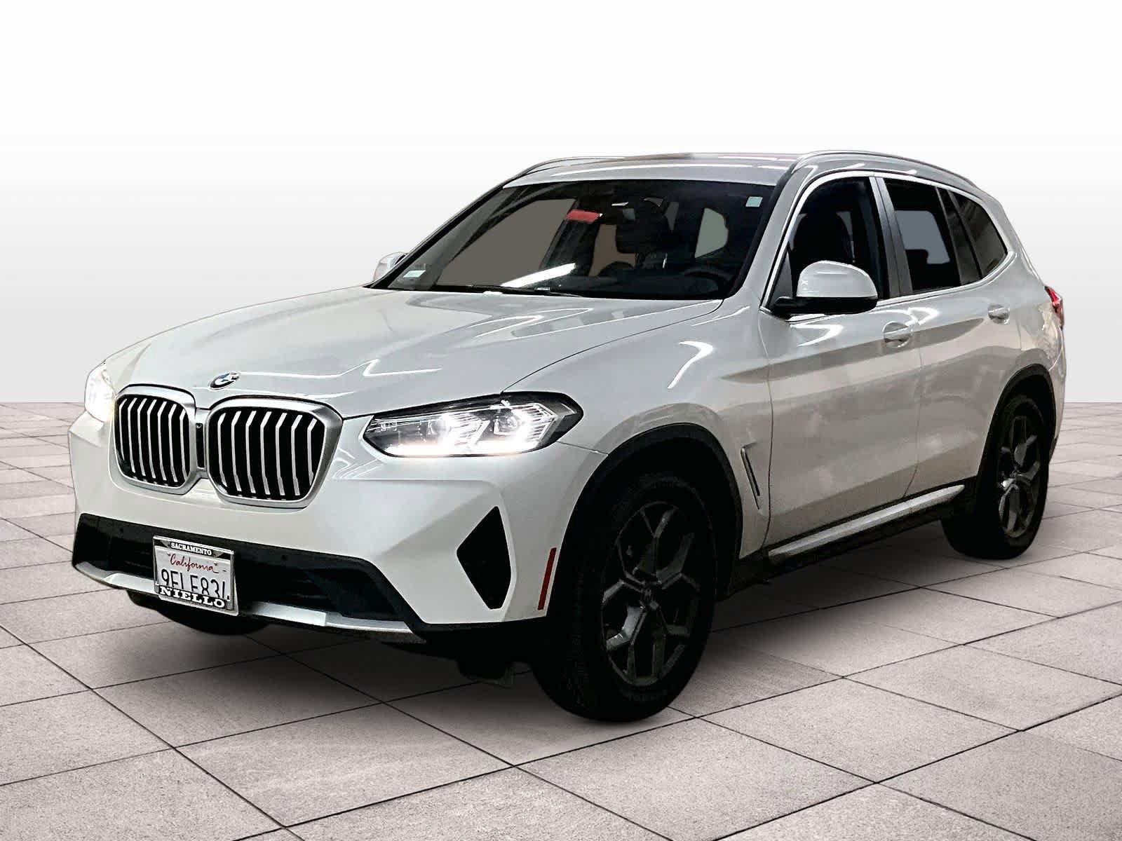 Used 2023 BMW X3 xDrive30i w/ Premium Package image 1
