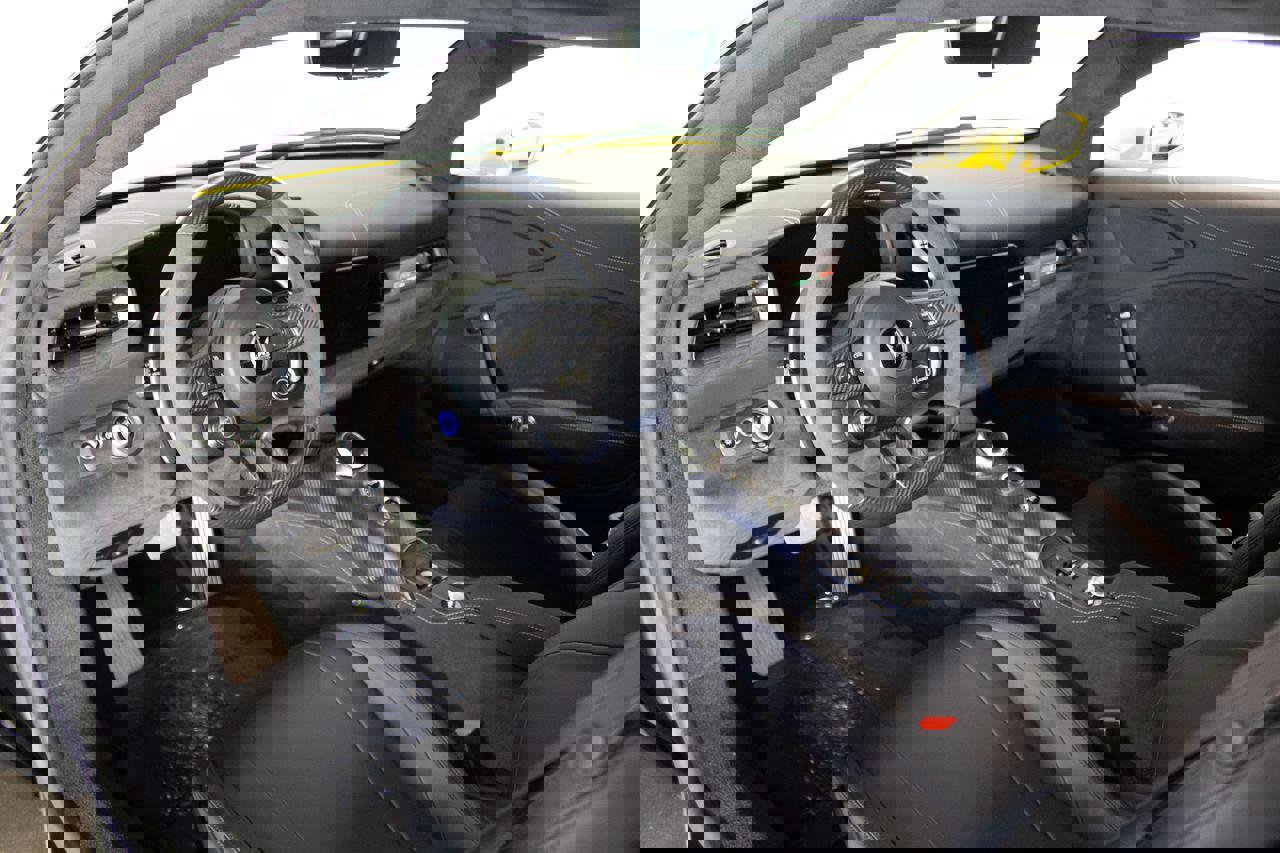 Used 2023 Maserati MC20 Coupe image 2