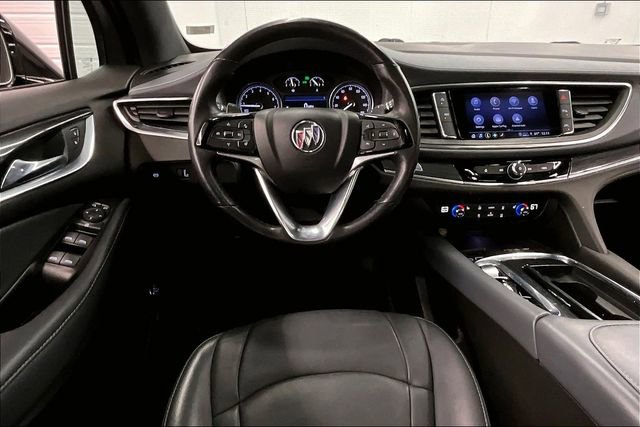 Used 2023 Buick Enclave Essence w/ Experience Buick Package AWD/4WD image 6