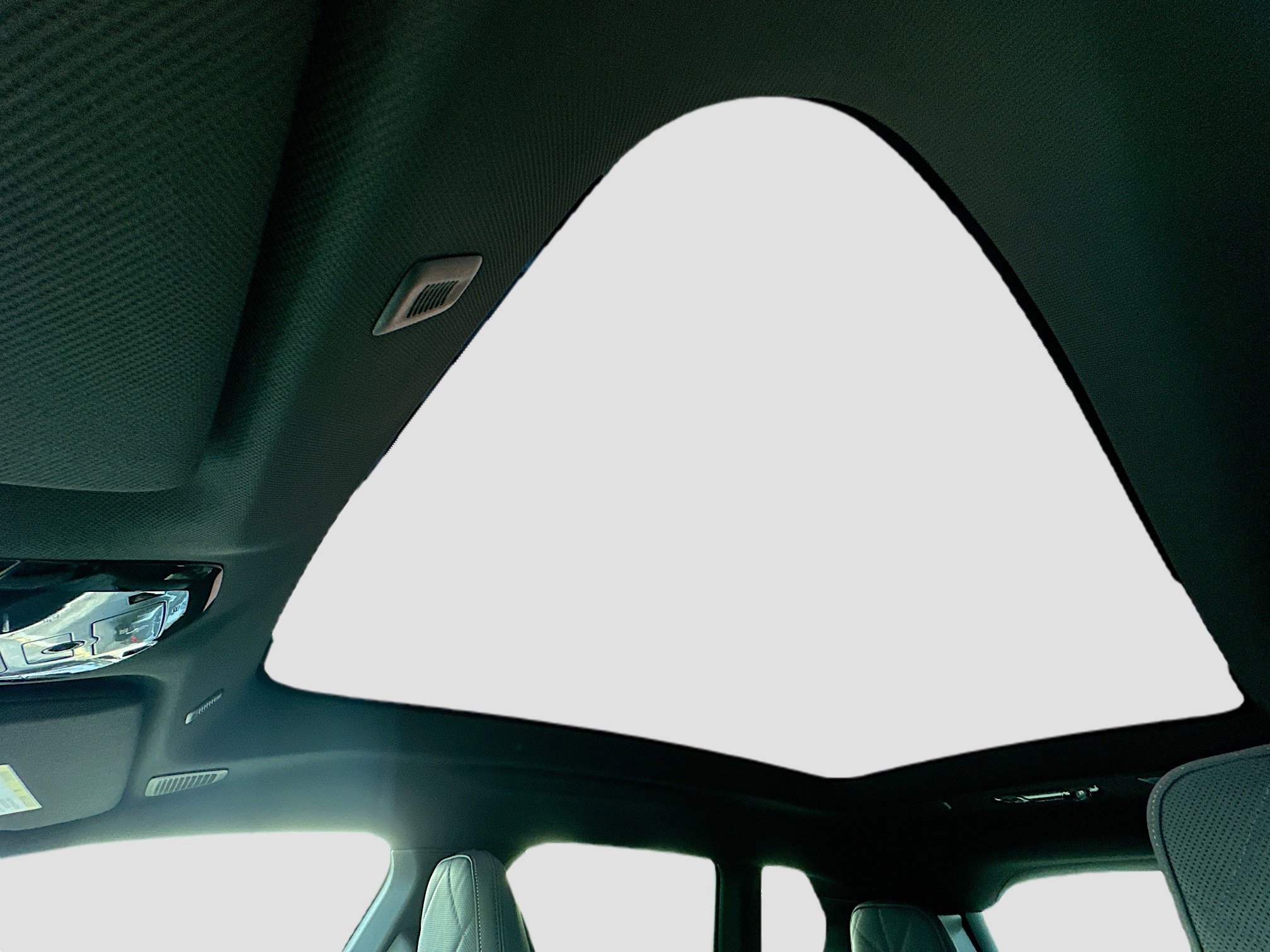 New 2026 BMW iX M70 image 16