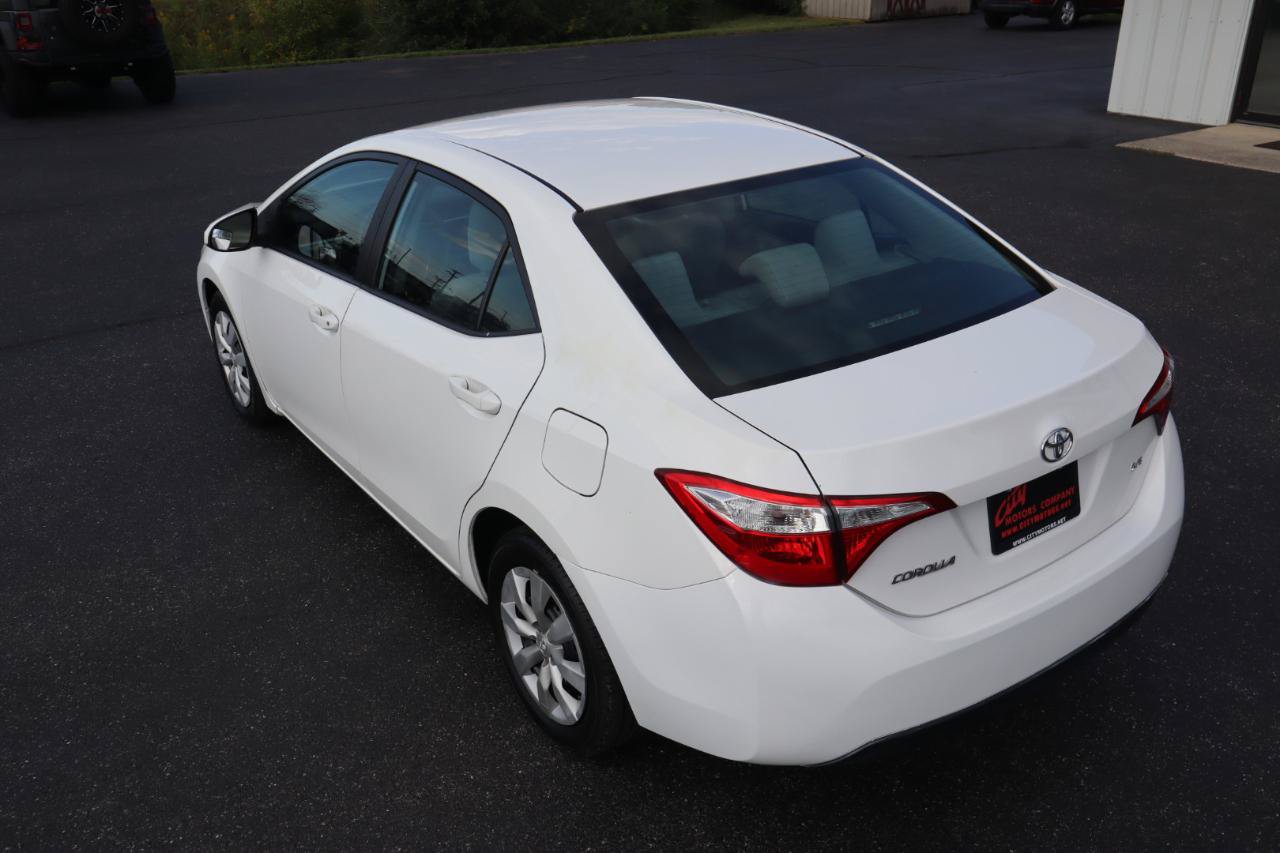 Used 2015 Toyota Corolla LE FWD image 14
