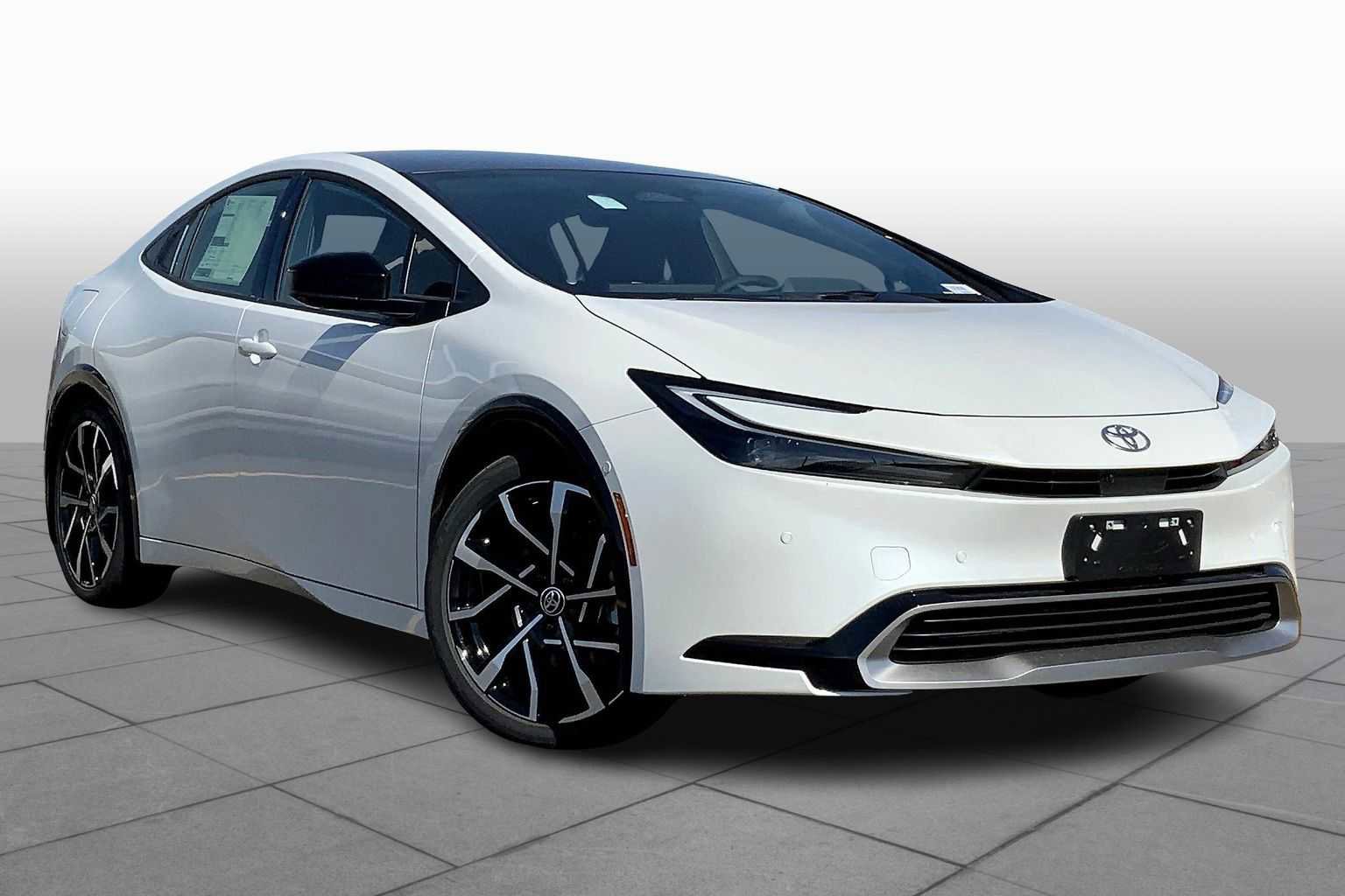 New 2026 Toyota Prius XSE Premium image 2