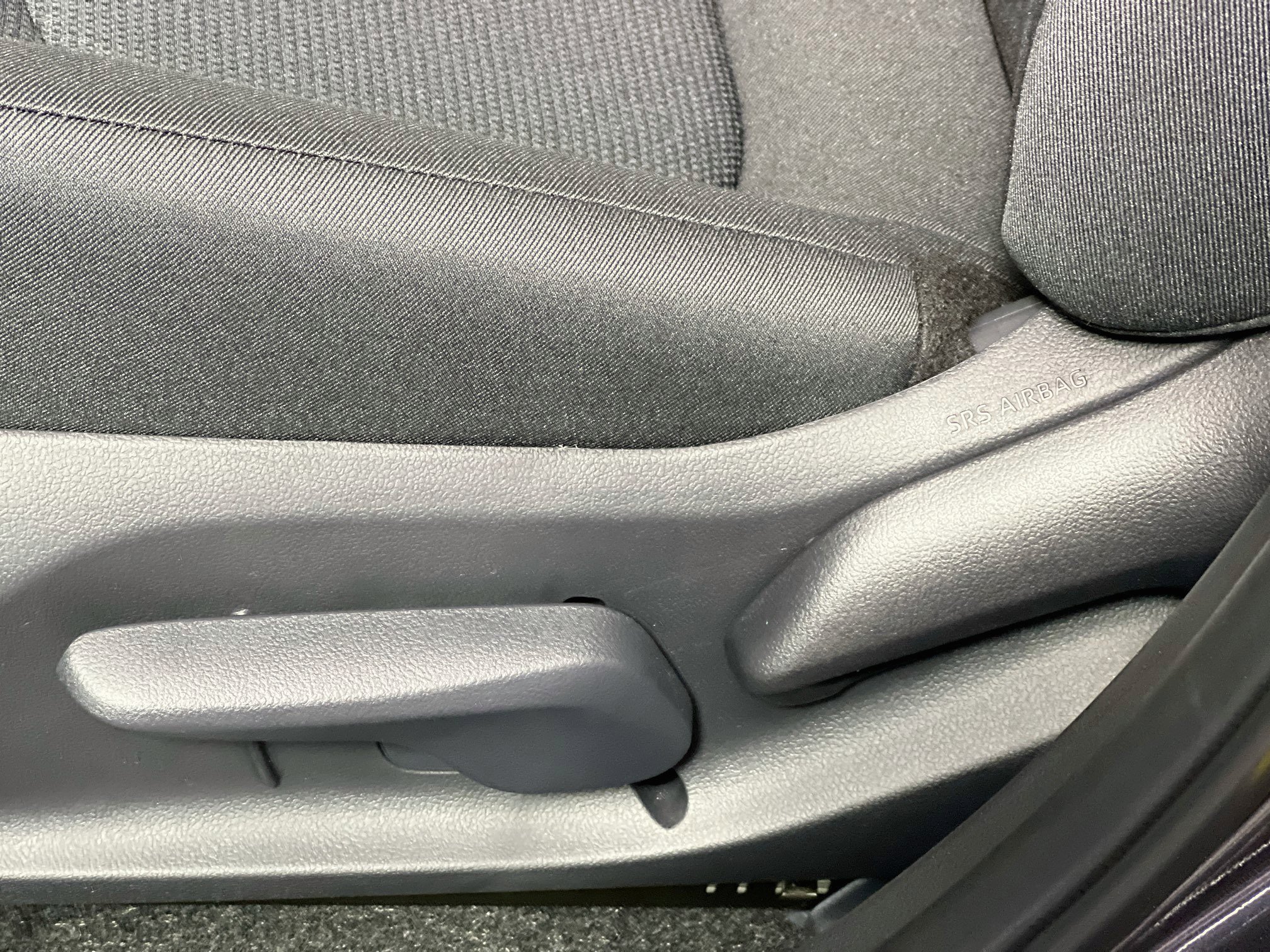 Used 2025 Toyota RAV4 LE FWD image 15