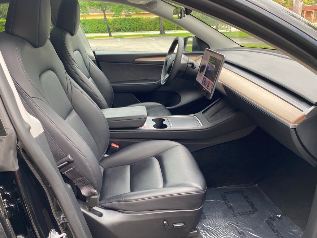 Used 2023 Tesla Model Y 2WD image 35