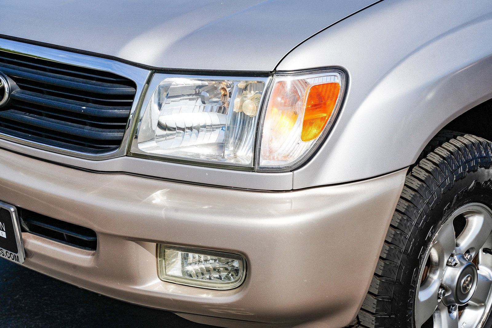 Used 2001 Toyota Land Cruiser AWD/4WD image 8