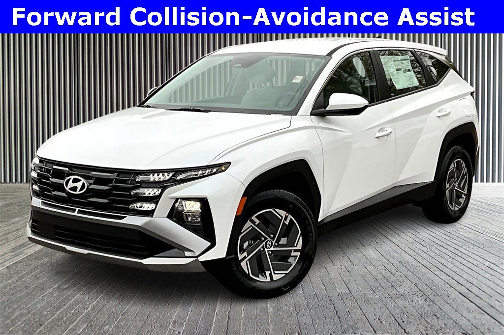 New 2026 Hyundai Tucson Blue SE image 2