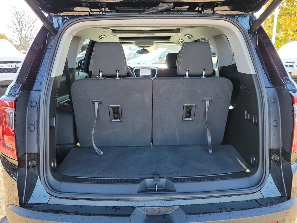 Certified 2023 GMC Acadia SLE w/ Infotainment Package image 39